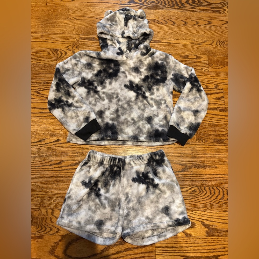Tucker + Tate pajama’s set, girls M (8/10)